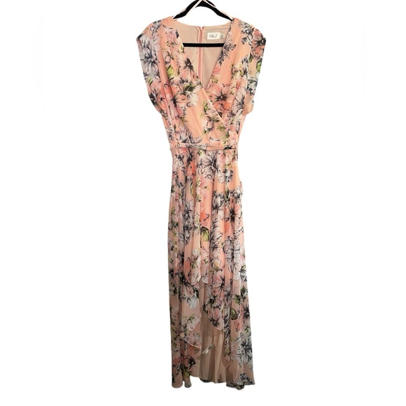 Eliza J || Asymmetrical Hi-Low Floral Maxi Dress - Picture 2 of 8